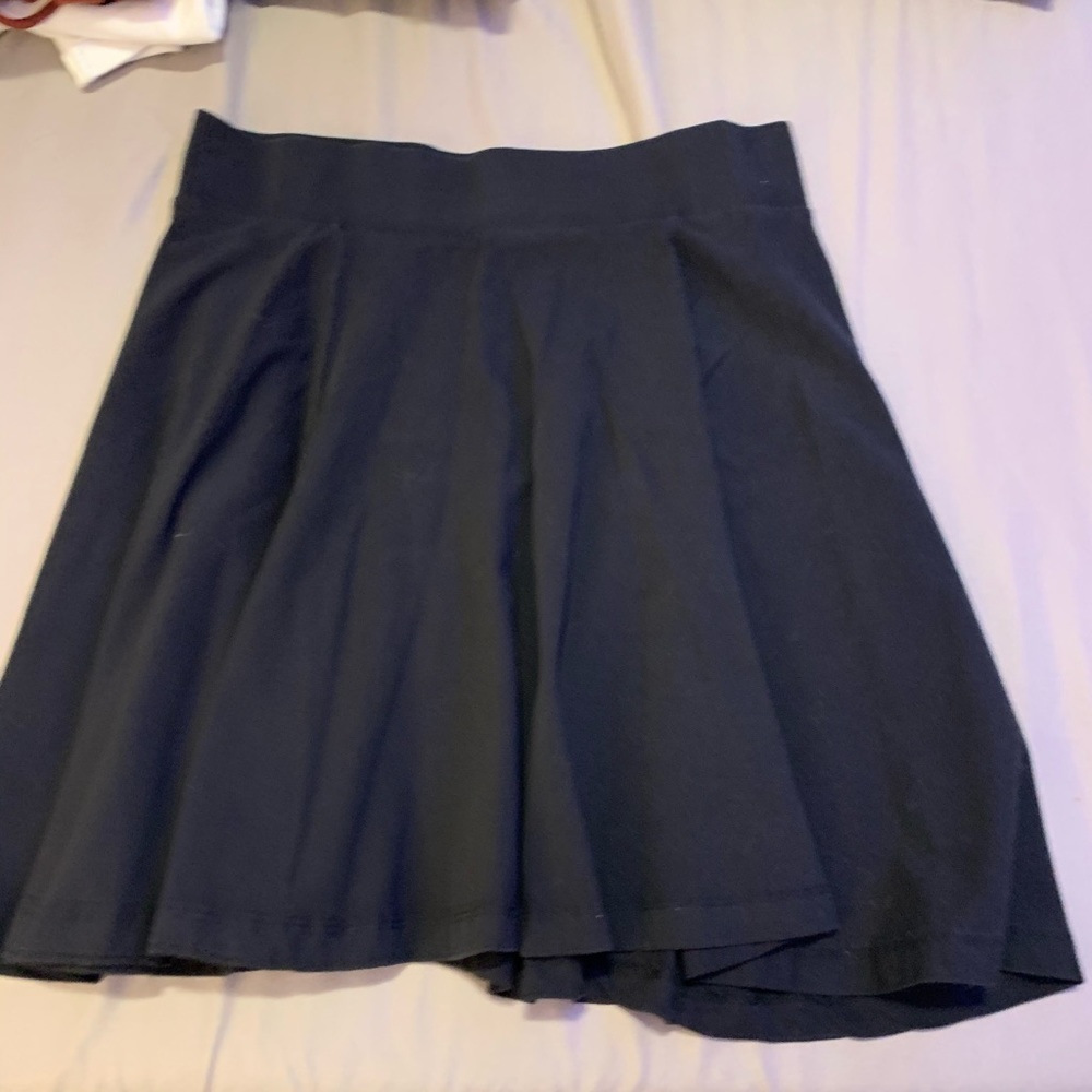 Black skater skirt
